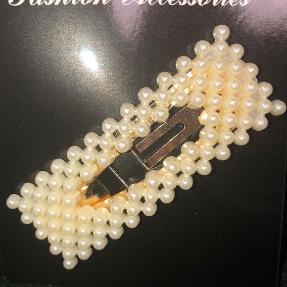 White Faux Pearls Rectangular Hair Clips set of 2 - Picture 1 of 5